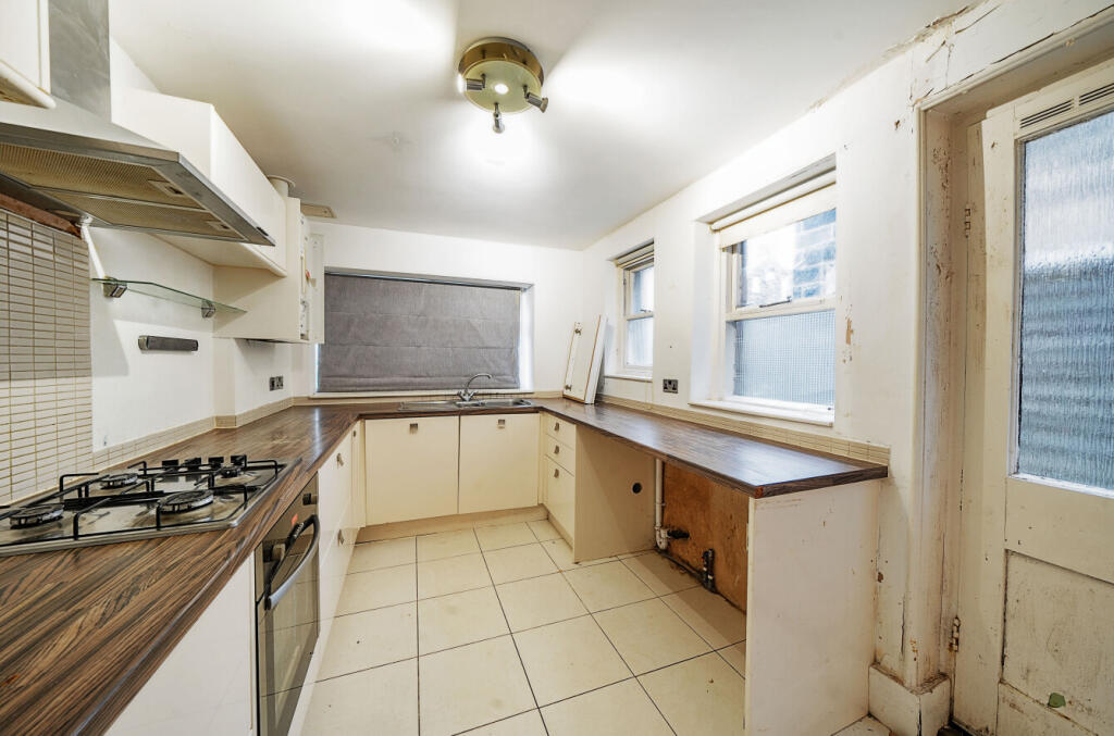 3 bed Terraced