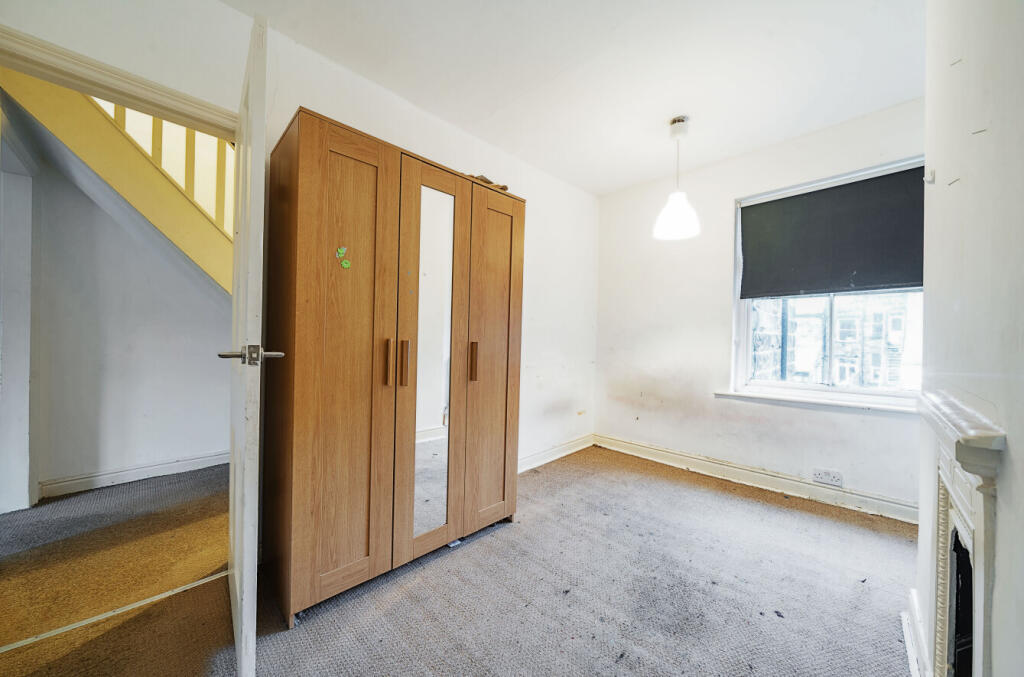 3 bed Terraced