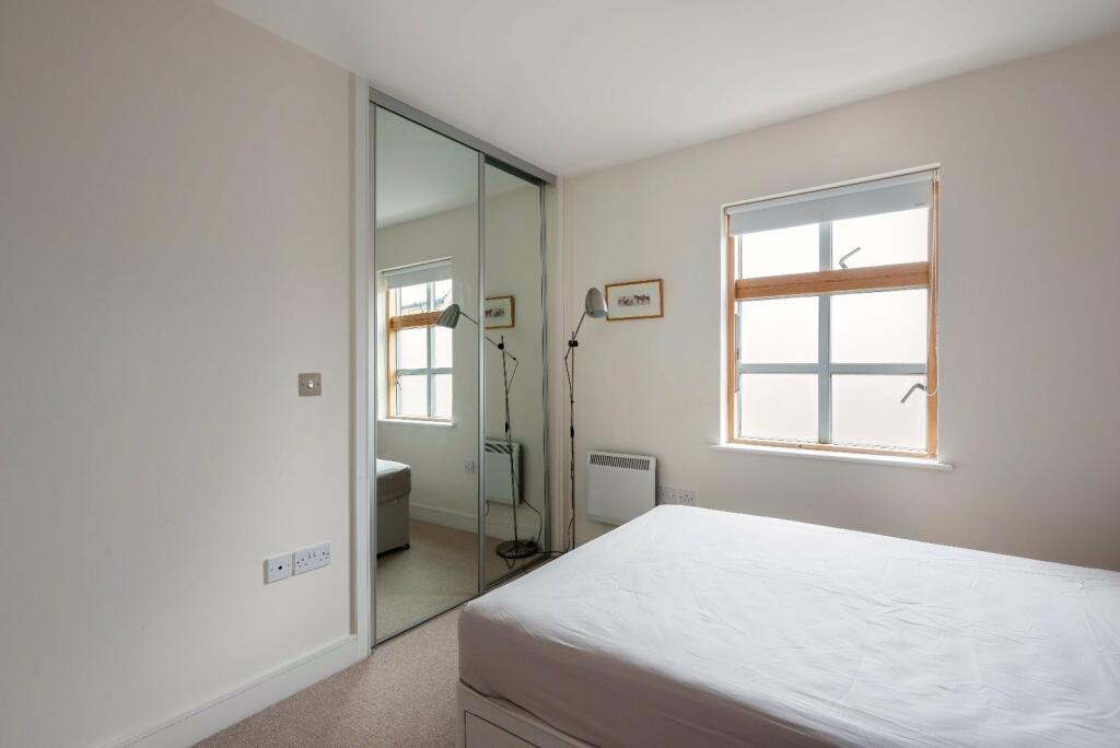 1 bed Apartment