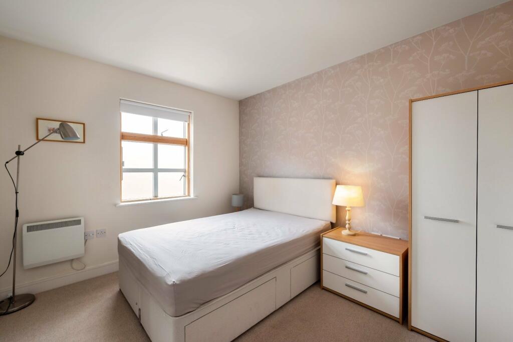 1 bed Apartment