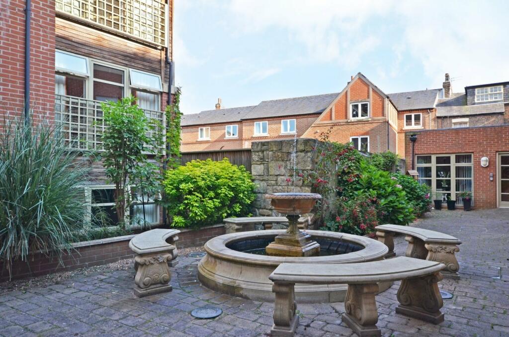 1 bed Apartment