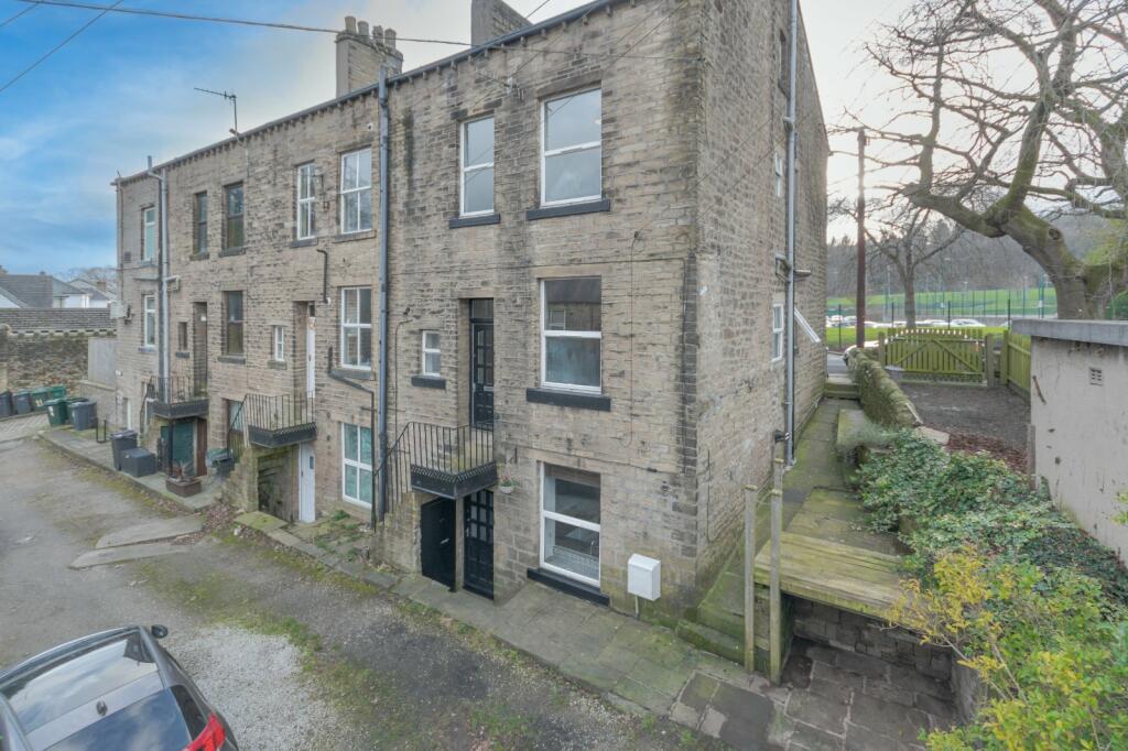 2 bed End of Terrace