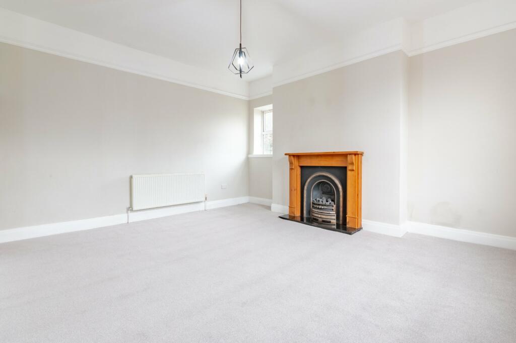 2 bed End of Terrace