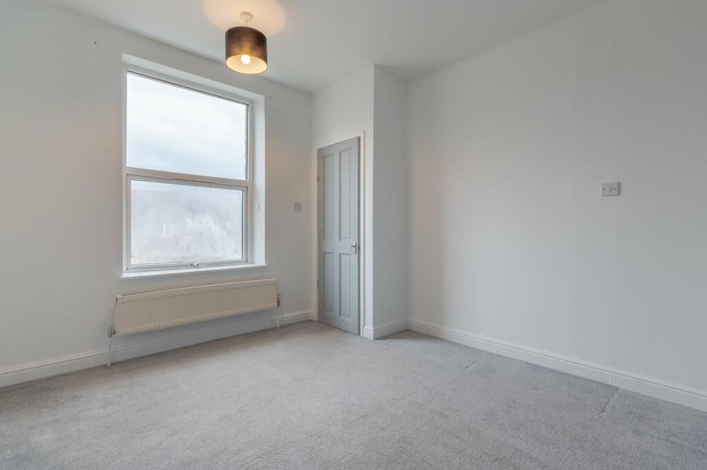 2 bed End of Terrace
