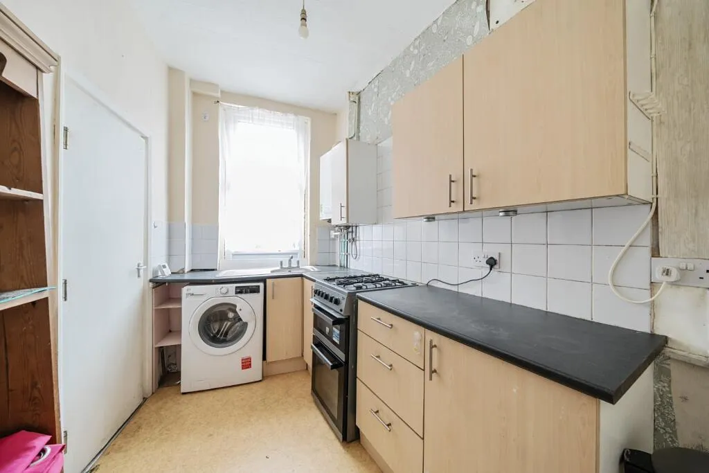 2 bed House