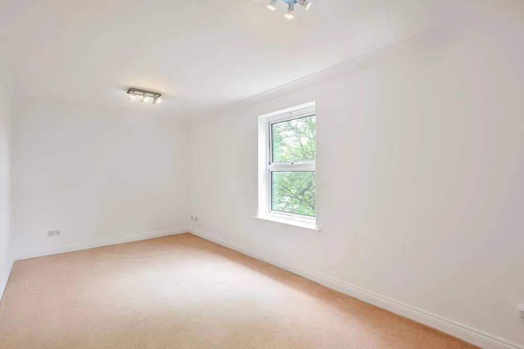 2 bed Apartment