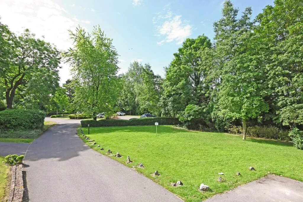 2 bed Apartment