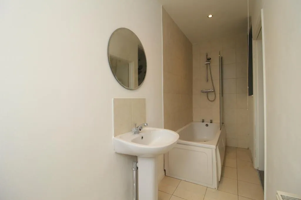 2 bed Terraced