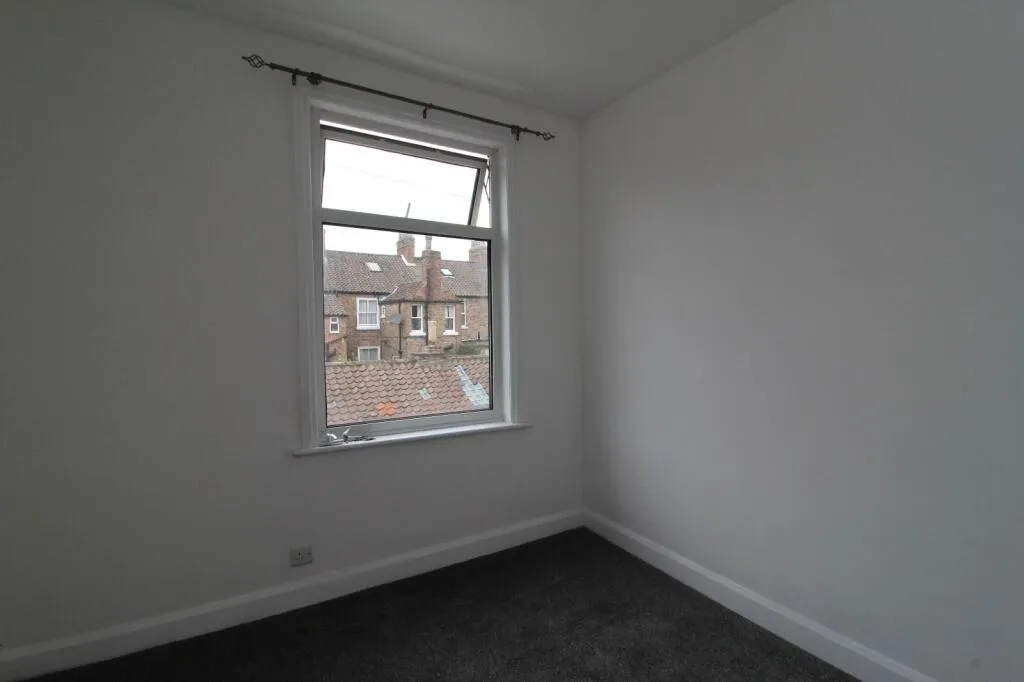 2 bed Terraced
