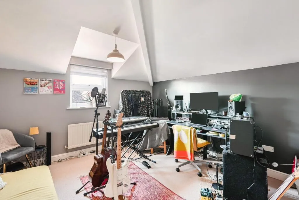 2 bed Apartment