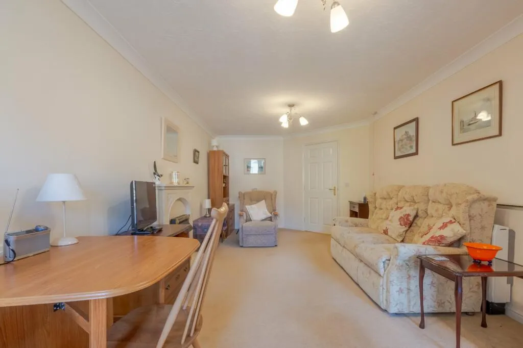 1 bed Retirement Property