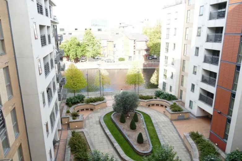 2 bed Apartment
