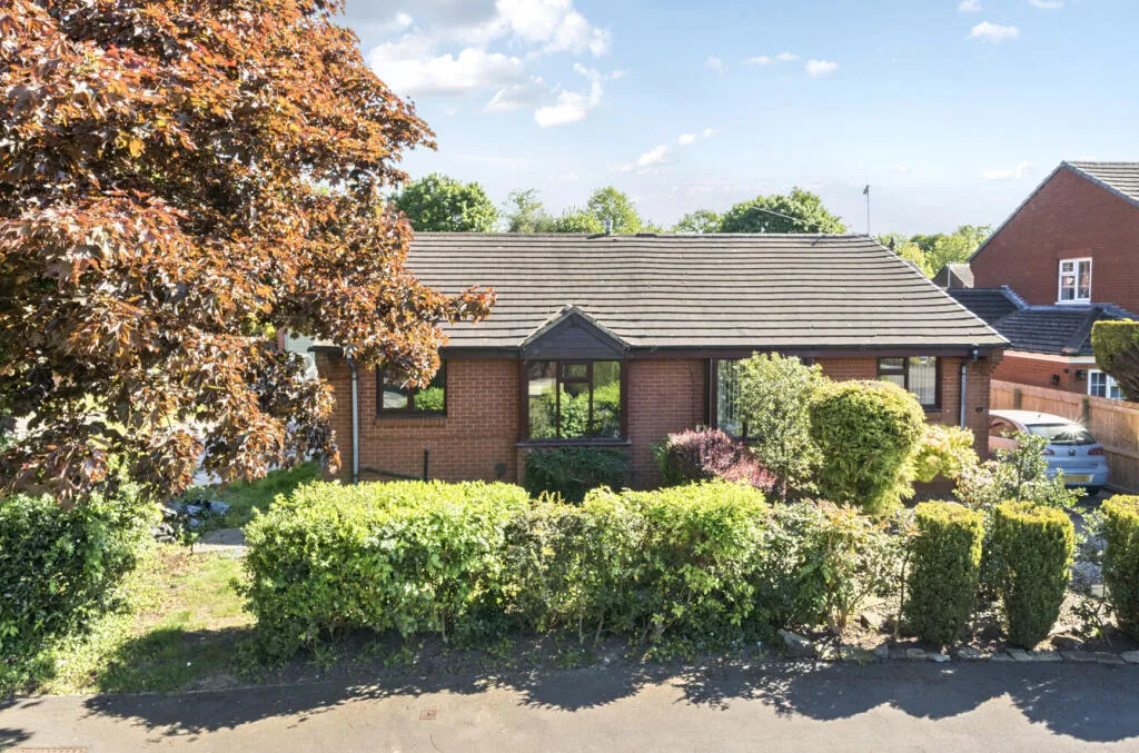 2 bed Semi-Detached Bungalow