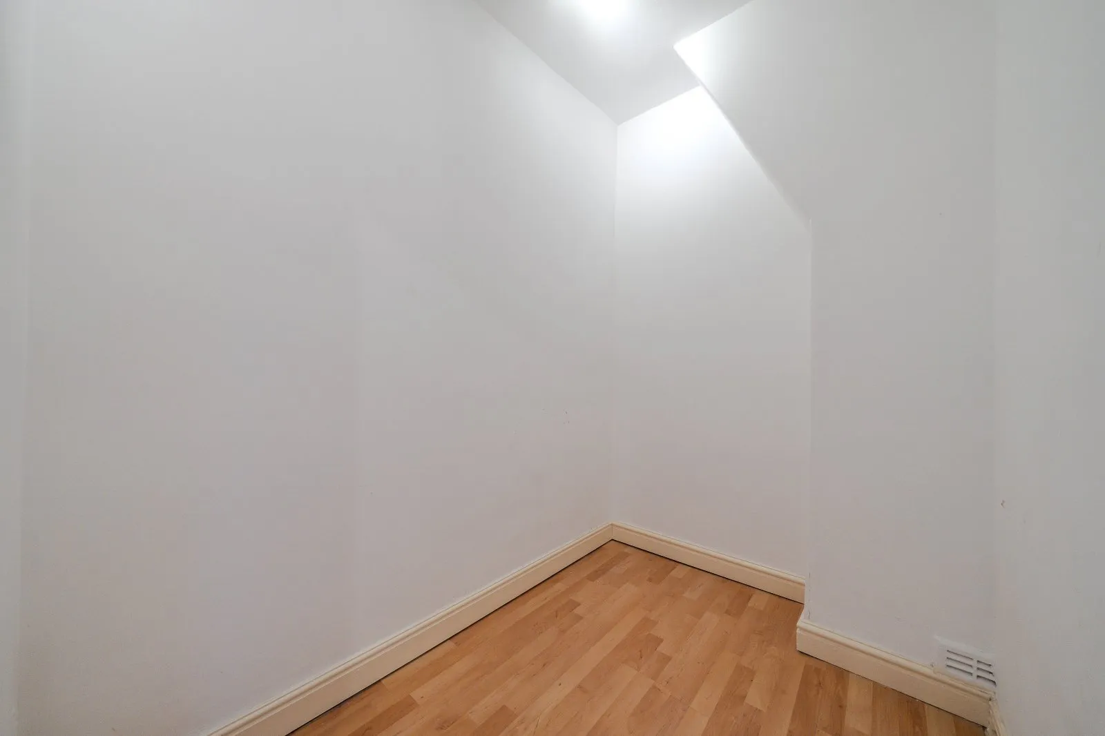 2 bed House