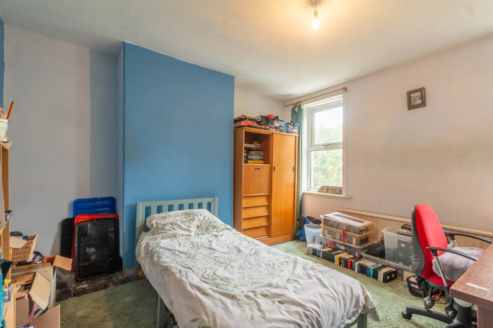 4 bed Semi-Detached