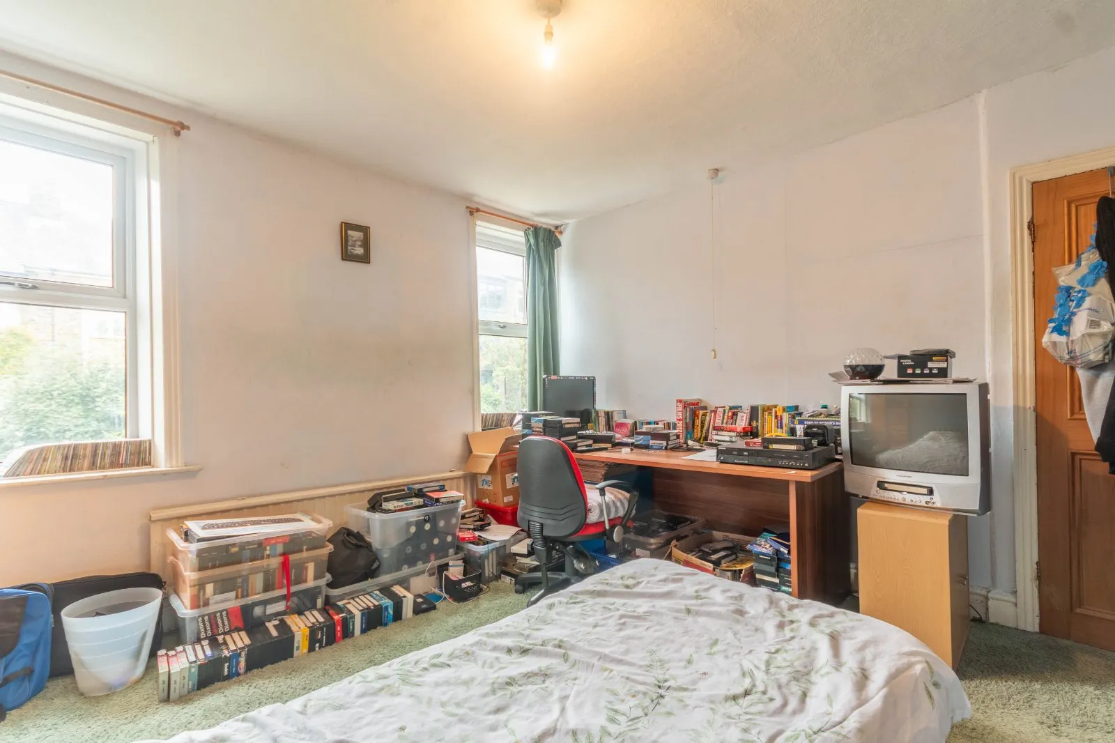4 bed Semi-Detached