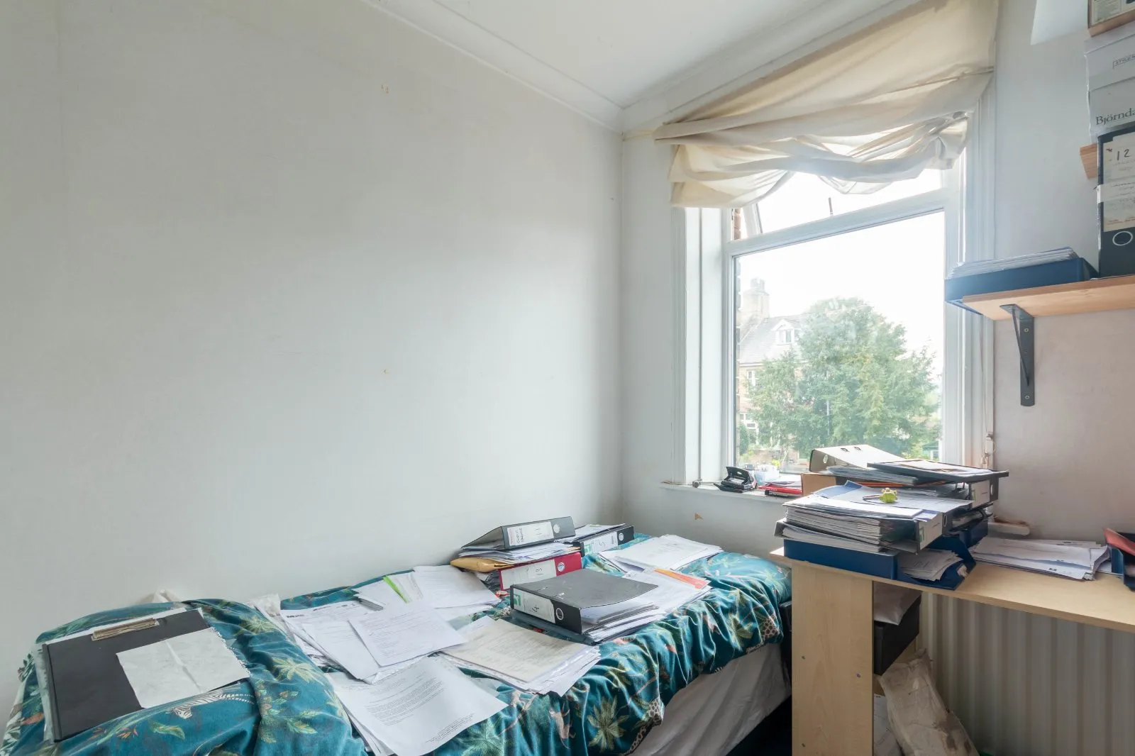 4 bed Semi-Detached