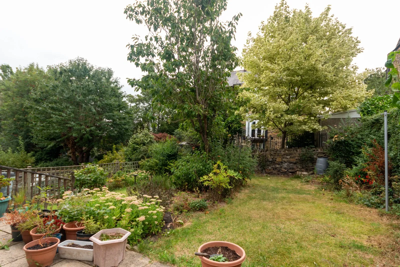 4 bed Semi-Detached