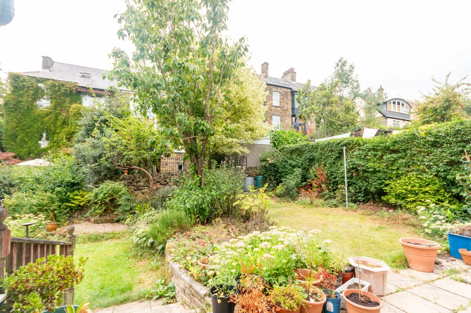 4 bed Semi-Detached
