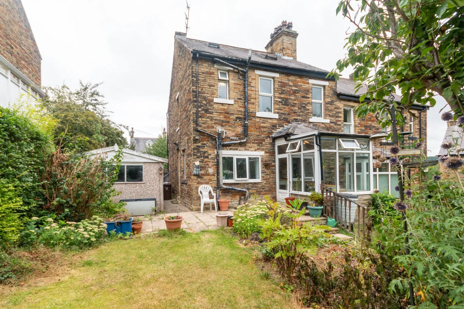 4 bed Semi-Detached