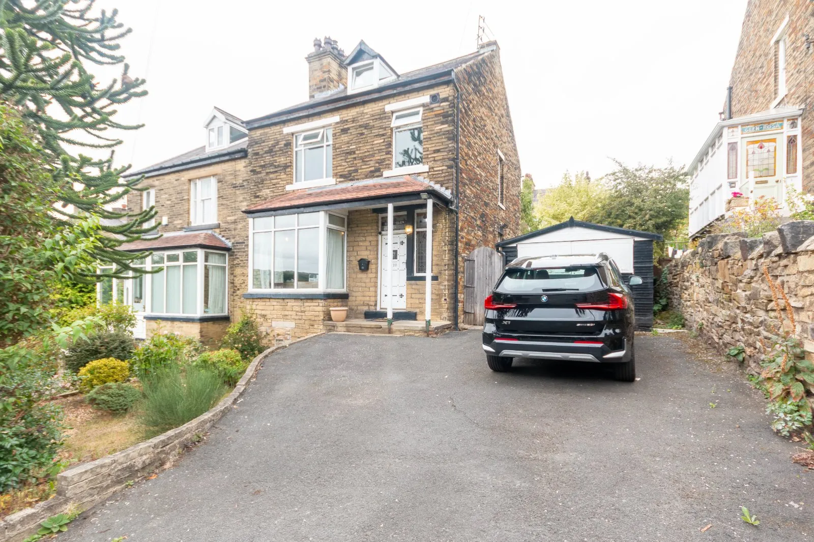4 bed Semi-Detached