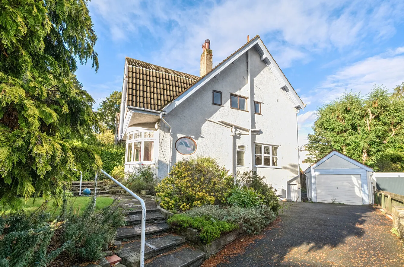 4 bed Semi-Detached