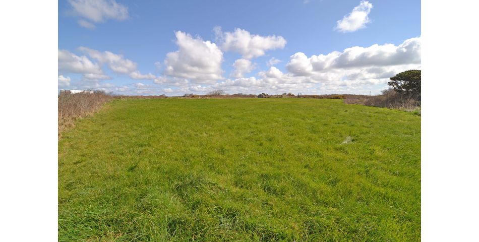 Almost 1 acre of land in a sought-after location close to the North Coast.