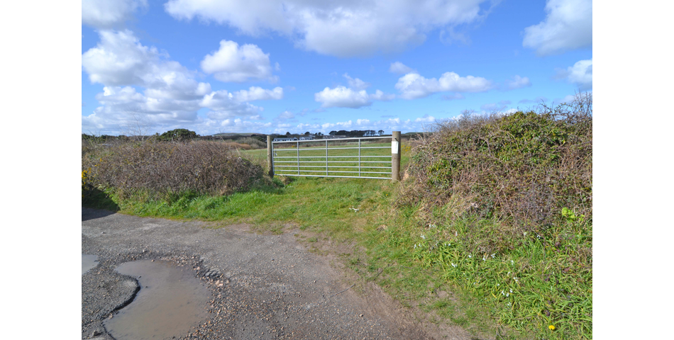 Almost 1 acre of land in a sought-after location close to the North Coast.