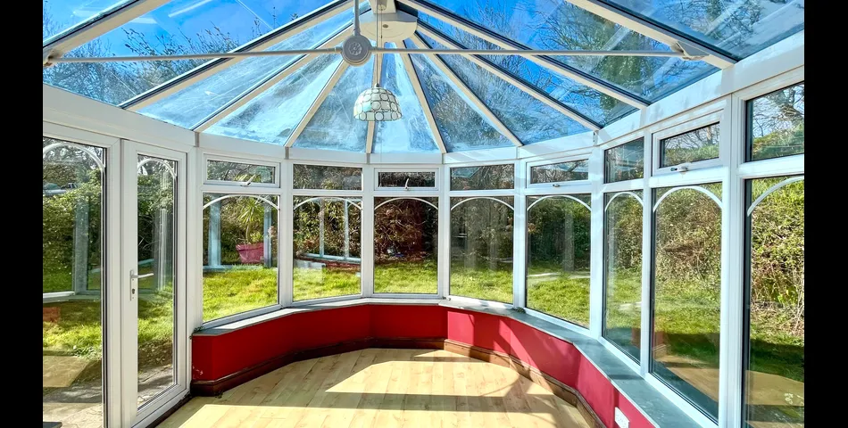 4/5 bedroom semi-detached house with 3/4 acre garden