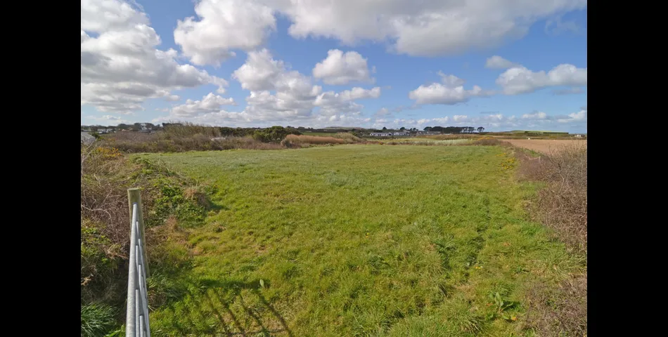 Almost 1 acre of land in a sought-after location close to the North Coast.