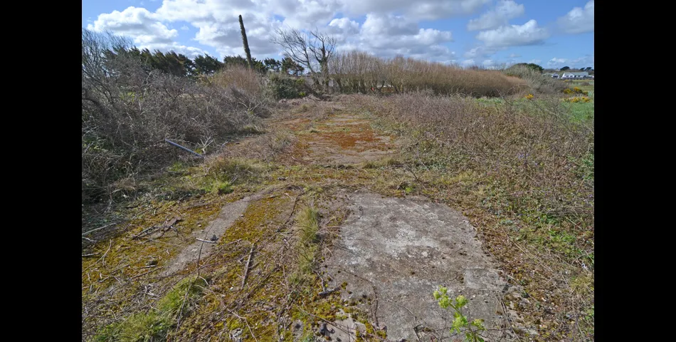 Almost 1 acre of land in a sought-after location close to the North Coast.