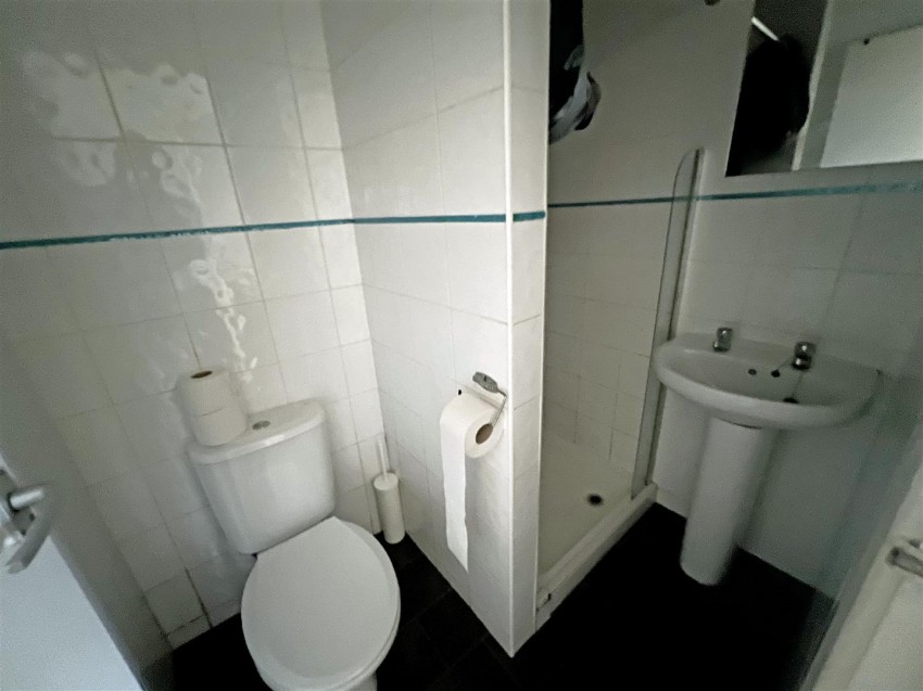 Ground Floor Front Flat, 74, North Street, Bedminster, Bristol, BS3 1HJ