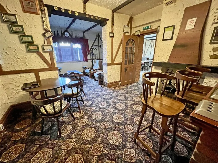 209-211 Gloucester Road, Patchway, Bristol, BS34 6ND