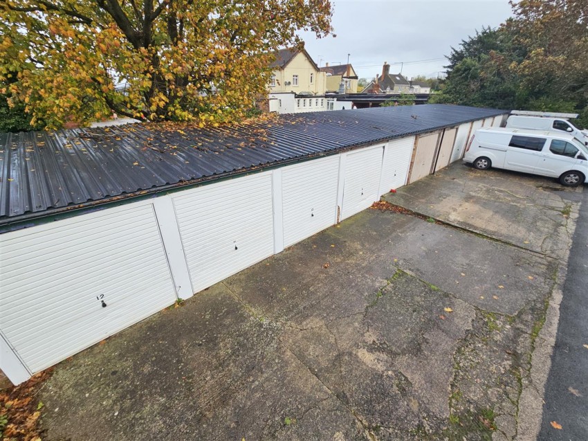 Oldmead Walk, Uplands, Bristol, BS13 7BL