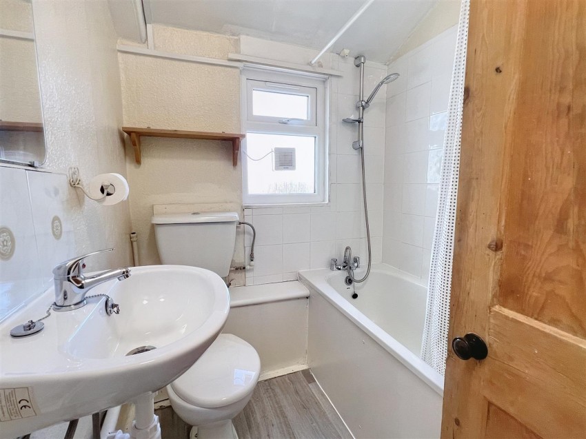 Dongola Road, Bishopston, Bristol, BS7 9HP