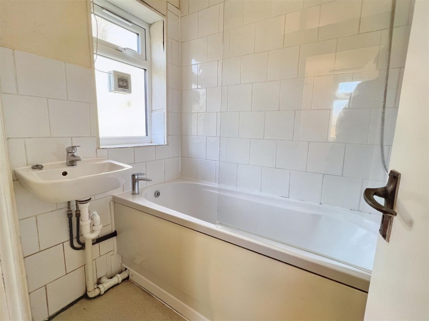 Dongola Road, Bishopston, Bristol, BS7 9HP