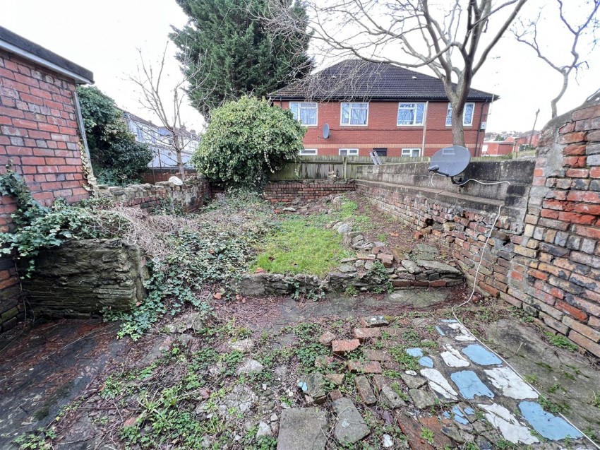 Mina Road, St Werburghs, Bristol, BS2 9XP
