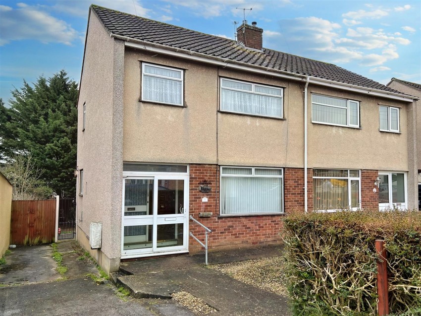 Parkwall Crescent, Barrs Court, Bristol, BS30 8HP