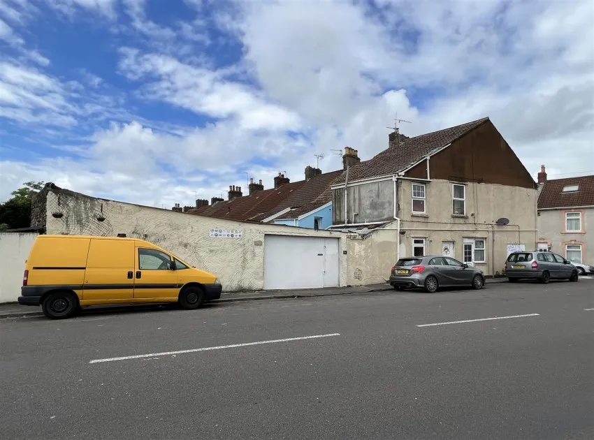 Lewin Street, St George, Bristol, BS5 9NU
