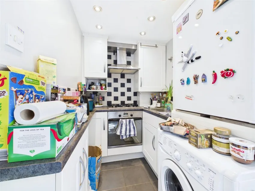 10, Sutherland Place, Clifton, Bristol, BS8 2TZ