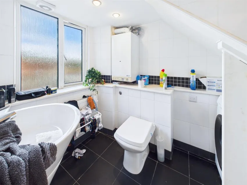 10, Sutherland Place, Clifton, Bristol, BS8 2TZ