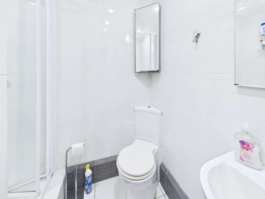 10, Sutherland Place, Clifton, Bristol, BS8 2TZ