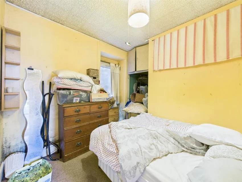 10, Sutherland Place, Clifton, Bristol, BS8 2TZ