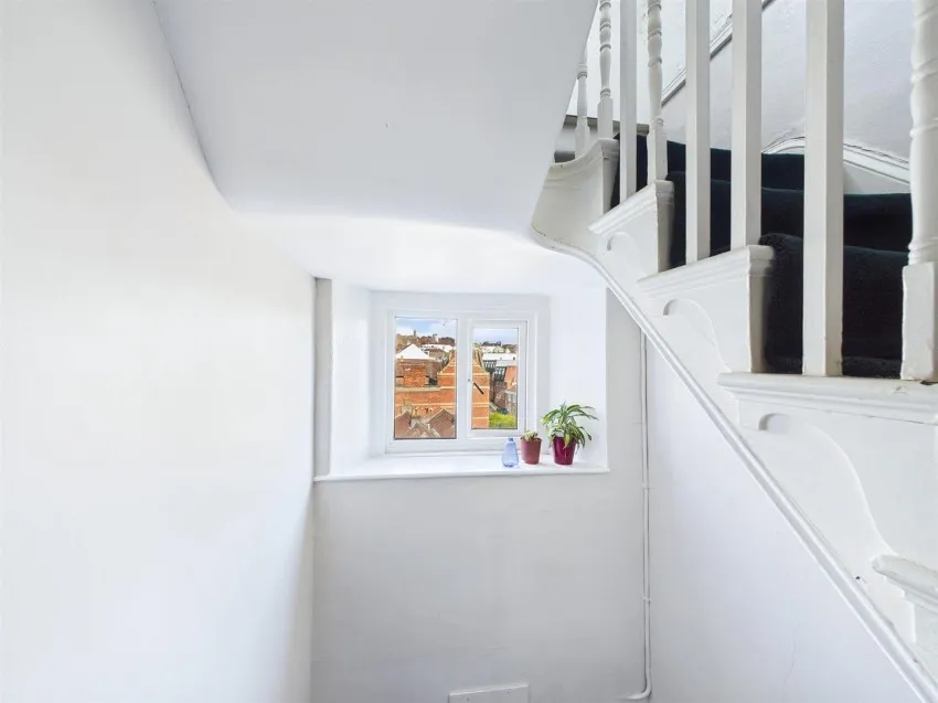 10, Sutherland Place, Clifton, Bristol, BS8 2TZ