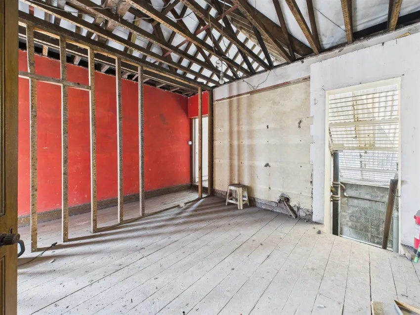 103, St. Marks Road, Easton, Bristol, BS5 6HY