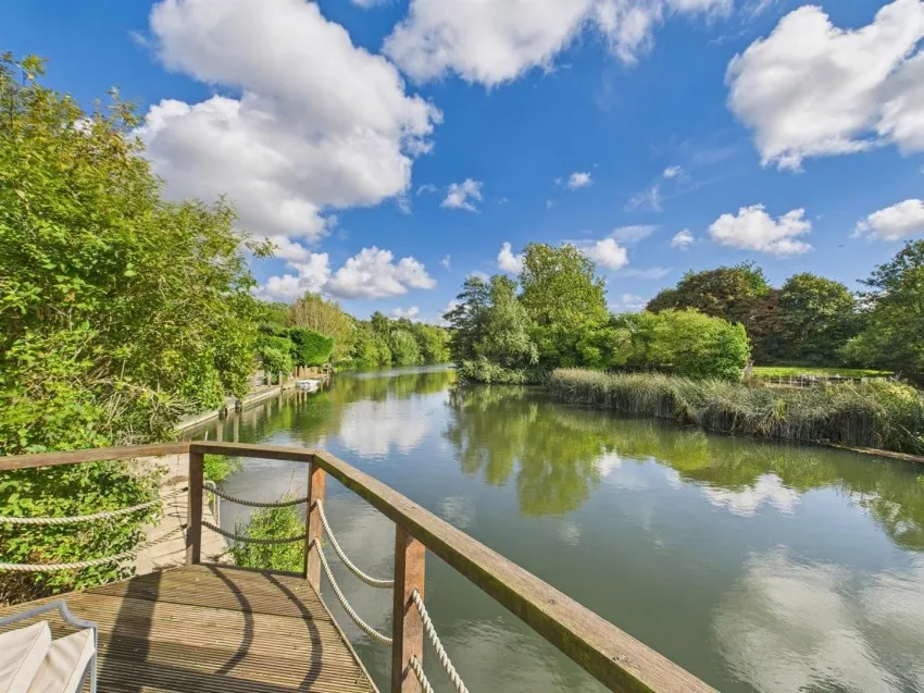 Crofton Cottage, Bath Road, Bitton, Bristol, BS30 6LW