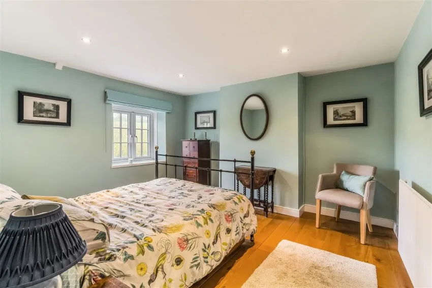 Crofton Cottage, Bath Road, Bitton, Bristol, BS30 6LW