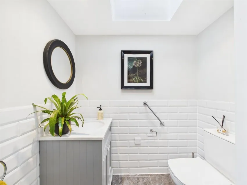Crofton Cottage, Bath Road, Bitton, Bristol, BS30 6LW