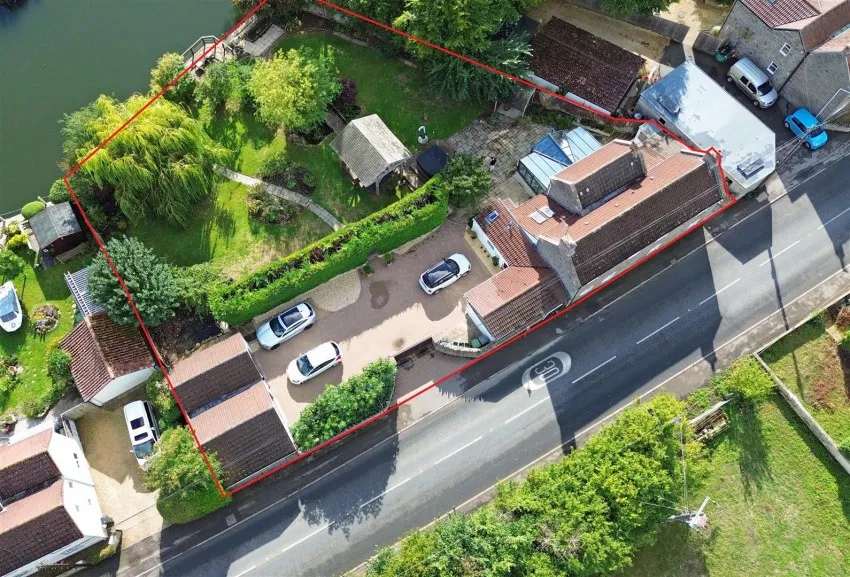 Crofton Cottage, Bath Road, Bitton, Bristol, BS30 6LW