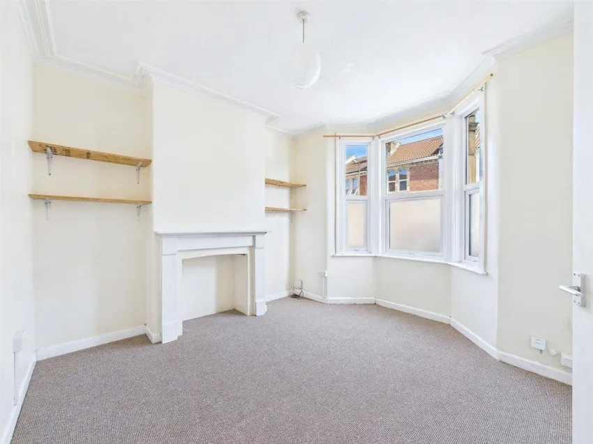 29, Mogg Street, St Werburghs, Bristol, BS2 9UB